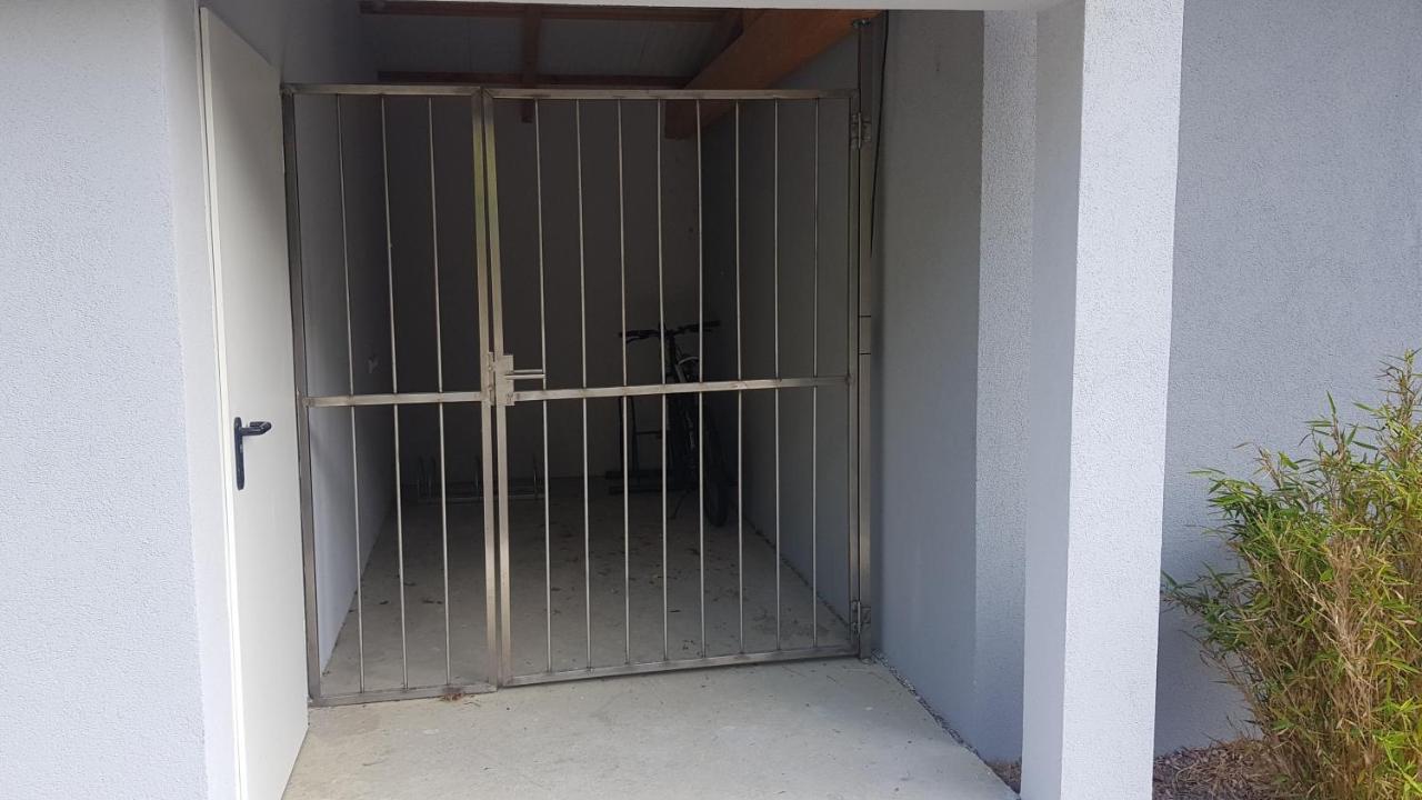 Travelers Home Hasloch  Exterior foto